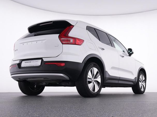 Volvo XC40 Plug-in Hybrid T4 Plus Bright 155 kW image number 8