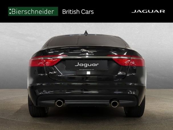 Jaguar XF 30t Portfolio 221 kW image number 3