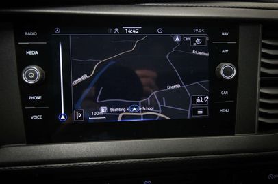 Car image 31