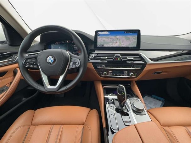 BMW 530d 210 kW image number 10