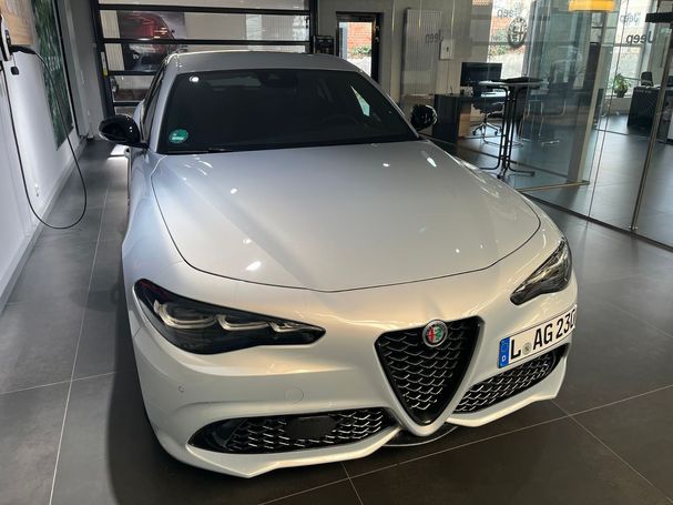 Alfa Romeo Giulia 2.0 Veloce 206 kW image number 4