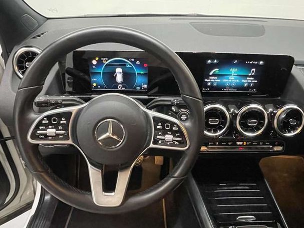 Mercedes-Benz GLA 200 d 8G-DCT 110 kW image number 14