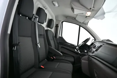 Car image 33