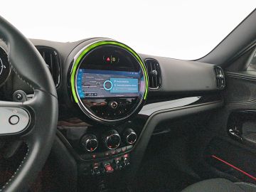 Car image 33
