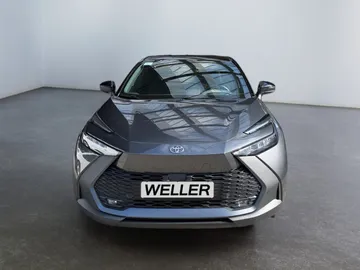 Car image 3