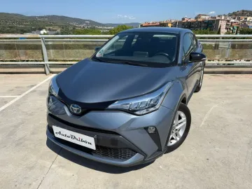 Car image 3