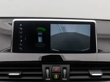 Car image 40