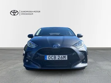 Car image 2