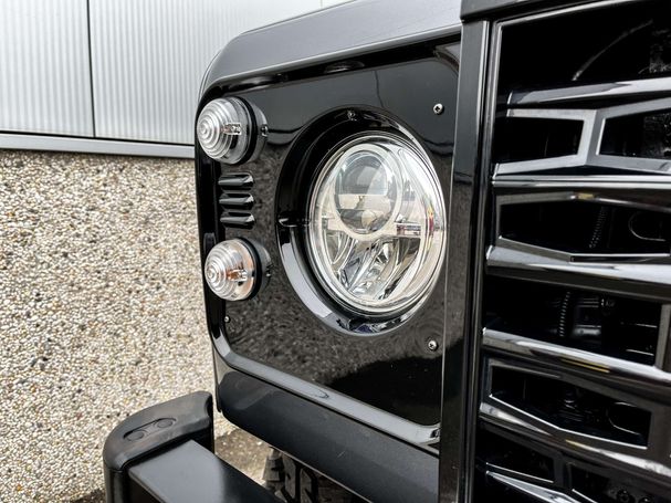 Land Rover Defender 90 kW image number 25