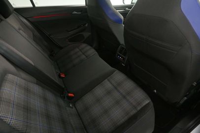 Car image 35