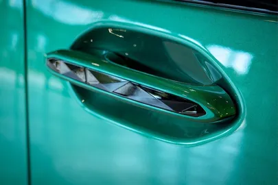 Car image 33