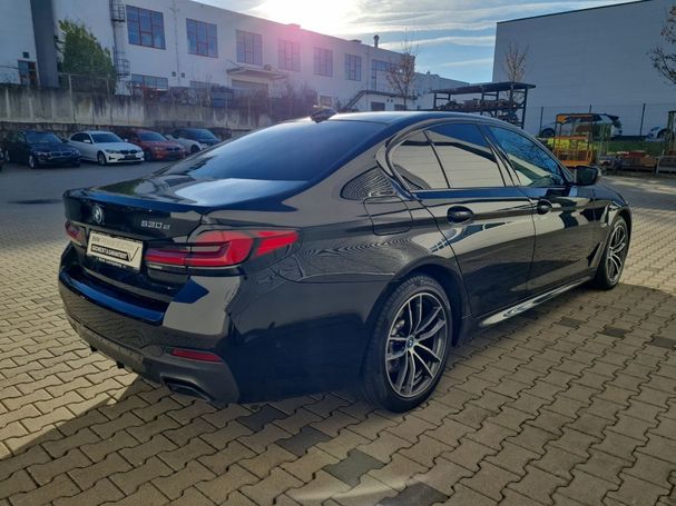 BMW 530 e 215 kW image number 6