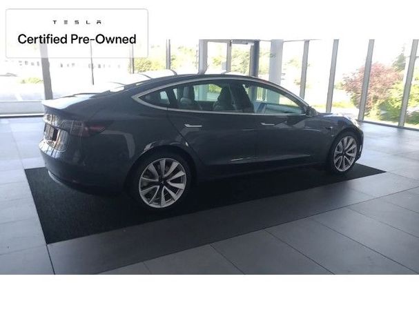 Tesla Model 3 Long Range AWD 258 kW image number 19