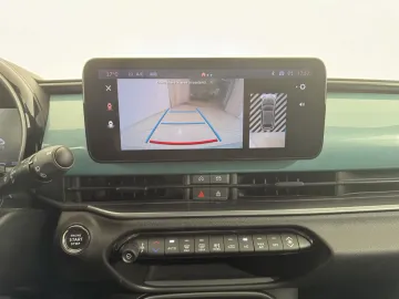 Car image 38