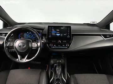 Car image 11