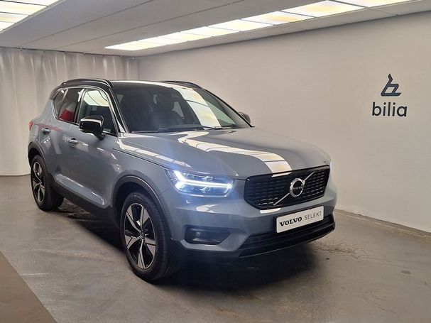 Volvo XC40 Recharge T4 157 kW image number 1