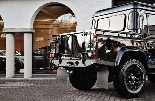 Land Rover Defender 110 2.2 TD 90 kW image number 18