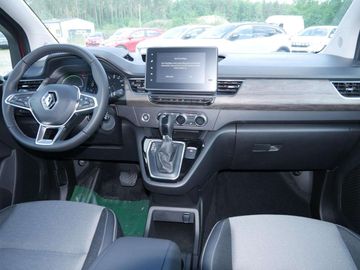 Car image 17