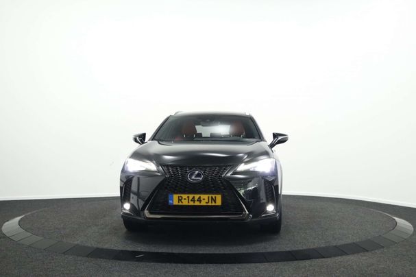 Lexus UX 250h 135 kW image number 16