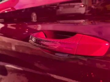 Car image 34