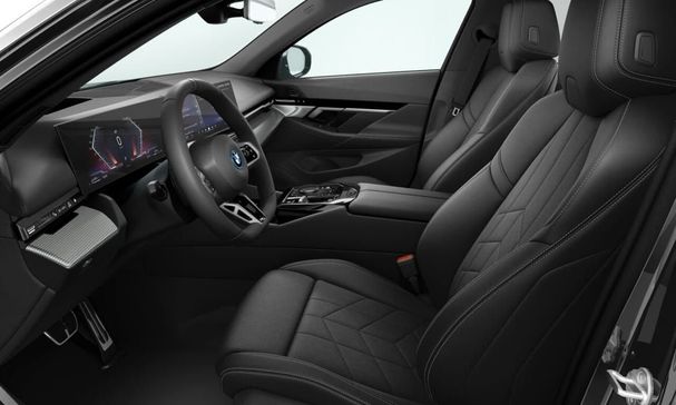 BMW 530 e 224 kW image number 3