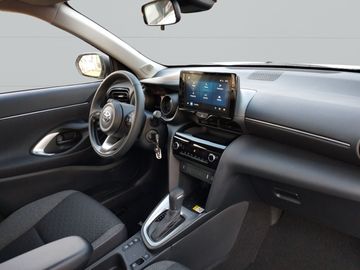 Car image 13