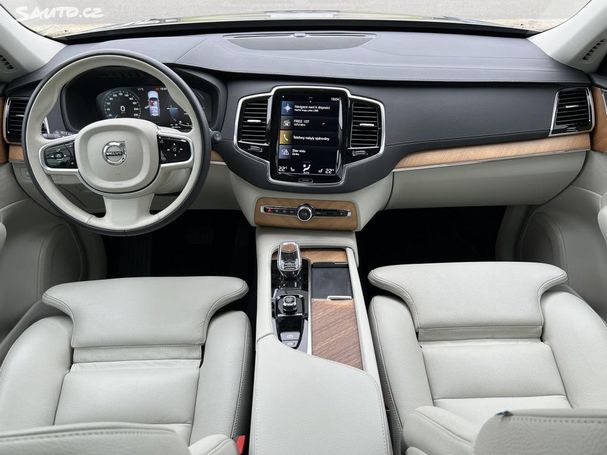 Volvo XC90 T8 AWD 335 kW image number 2