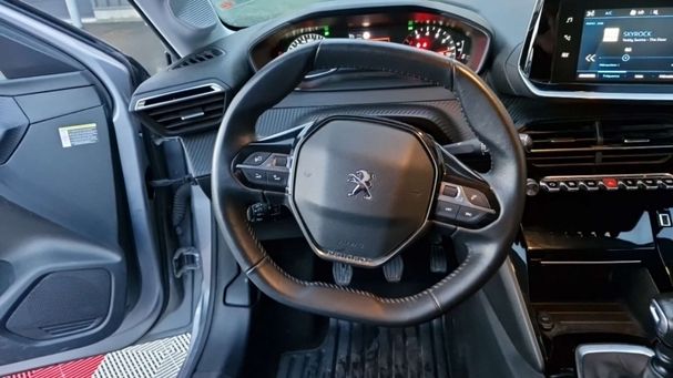 Peugeot 208 BlueHDi 100 Allure 74 kW image number 15