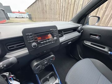 Car image 16