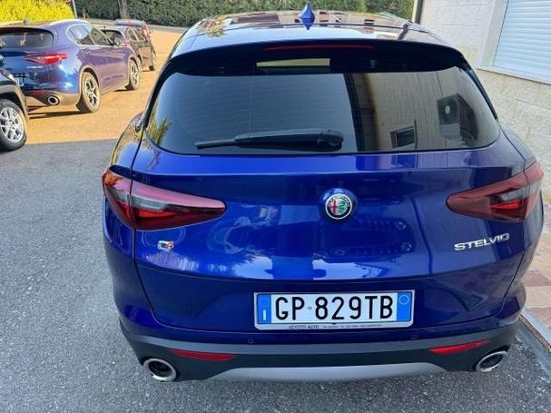 Alfa Romeo Stelvio 2.2 Q4 140 kW image number 4