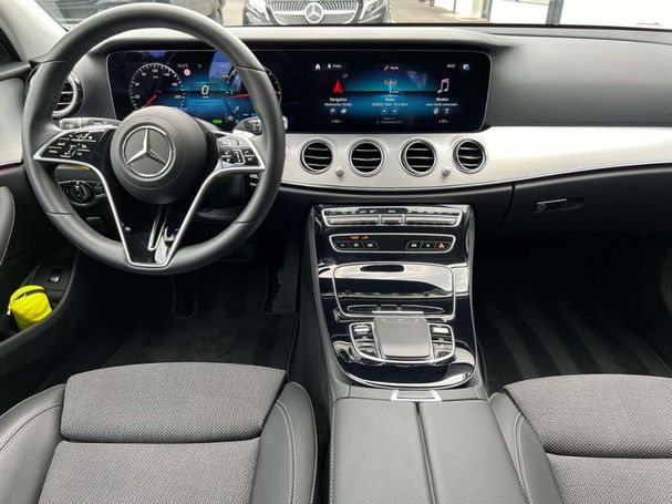 Mercedes-Benz E 220 d T Avantgarde 143 kW image number 17