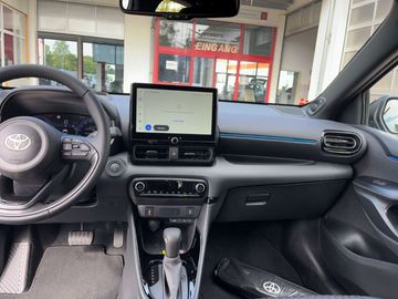 Car image 12