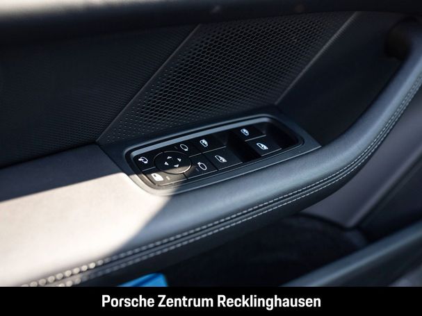 Porsche Taycan Sport Turismo 320 kW image number 26