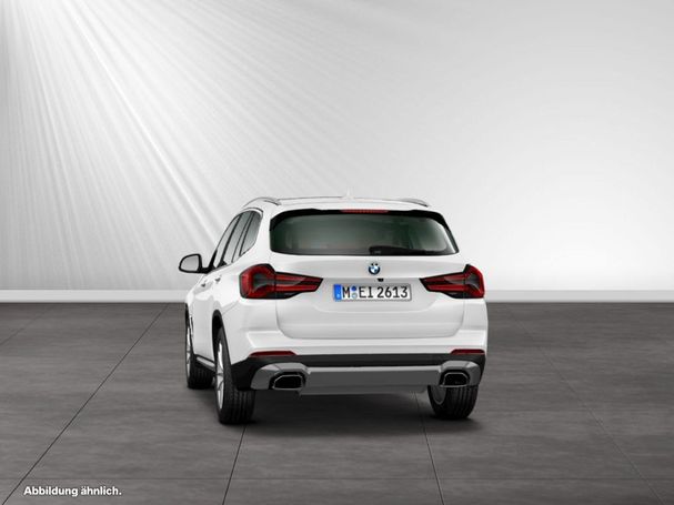 BMW X3 xDrive20i 135 kW image number 8