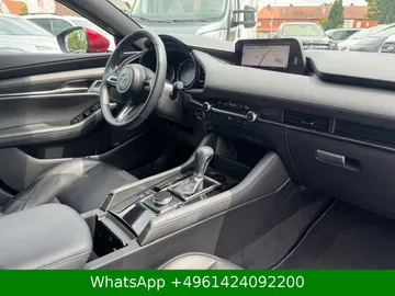 Car image 28