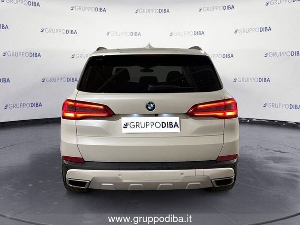 BMW X5 xDrive30d xLine 195 kW image number 5