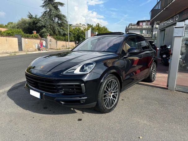 Porsche Cayenne E-Hybrid Tiptronic 340 kW image number 1