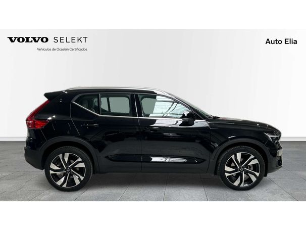 Volvo XC40 B4 Plus Bright AWD 145 kW image number 16