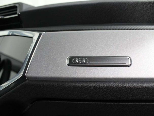 Audi Q3 35 TFSI S tronic S-line 110 kW image number 9