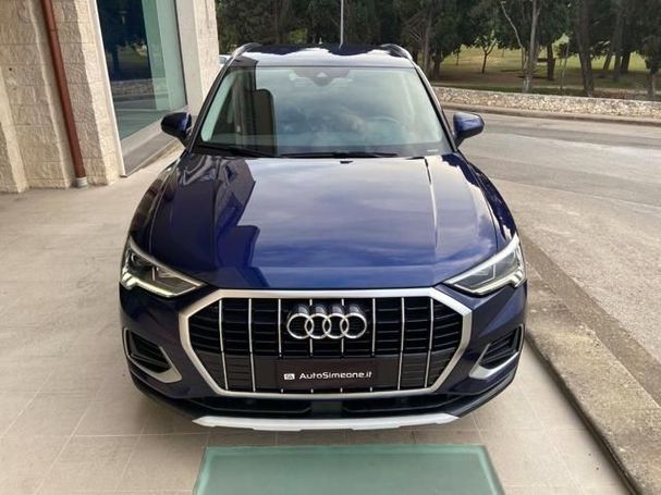 Audi Q3 35 TDI S tronic Advanced Business 110 kW image number 3