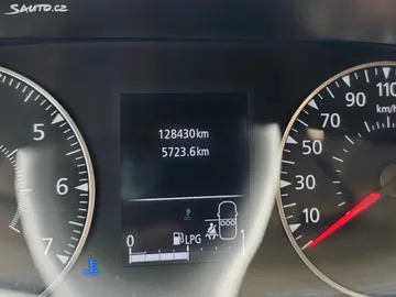 Car image 41