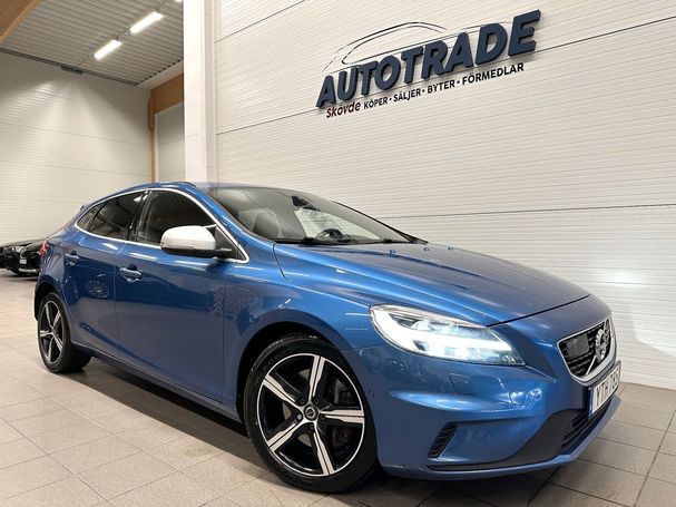 Volvo V40 D3 Geartronic 110 kW image number 2