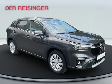 Car image 3