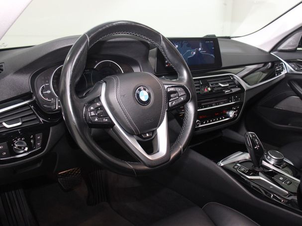 BMW 530d Touring Sport Line 195 kW image number 14