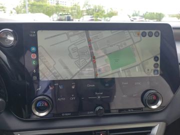 Car image 34