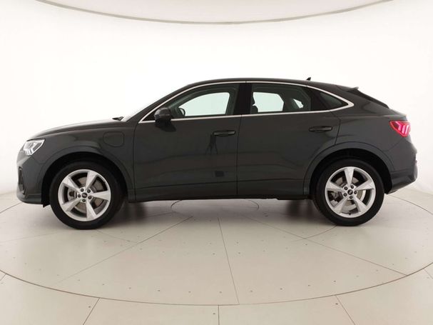 Audi Q3 45 TFSIe S tronic Sportback Business 180 kW image number 5