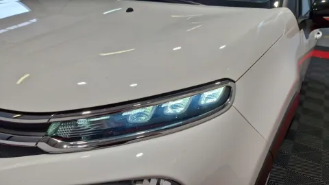 Car image 29