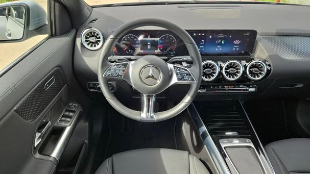 Mercedes-Benz GLA 220 140 kW image number 12