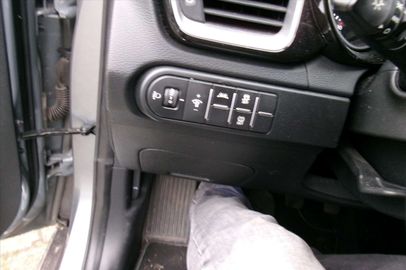 Car image 38