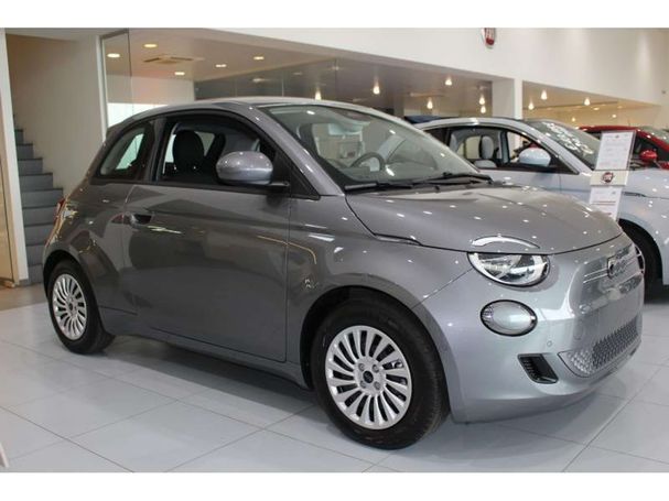 Fiat 500 e 87 kW image number 2